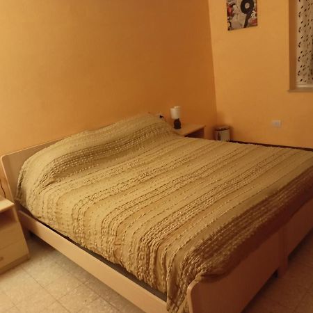 Casa Arcobaleno Hotell Amelia Exteriör bild