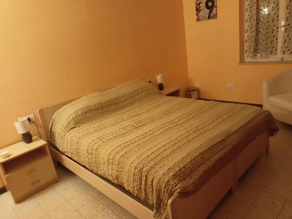 Casa Arcobaleno Hotell Amelia Exteriör bild
